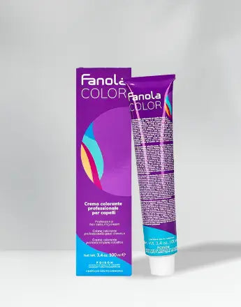 Боя Fanola крем за боядисване с наситен цвят и пълно покритие на белите коси.