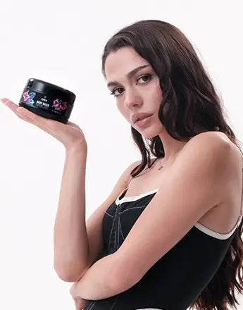 Маски за коса - професионална маска за дълбоко подхранване и възстановяване, подходяща за всеки тип коса.