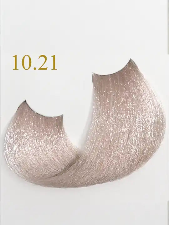 Виглед на боя 10.21 Blonde Platinum Violet Ash от Oro Therapy за металически блясък.