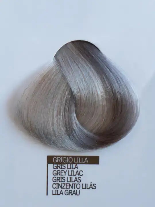 Демонстрация на цвят Grey Lilac – комбинация от сиви и лилави нюанси за коса.